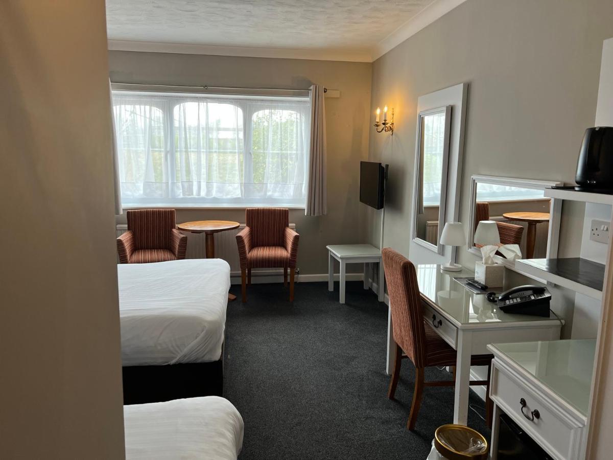 South Lawn Hotel Lymington Bagian luar foto