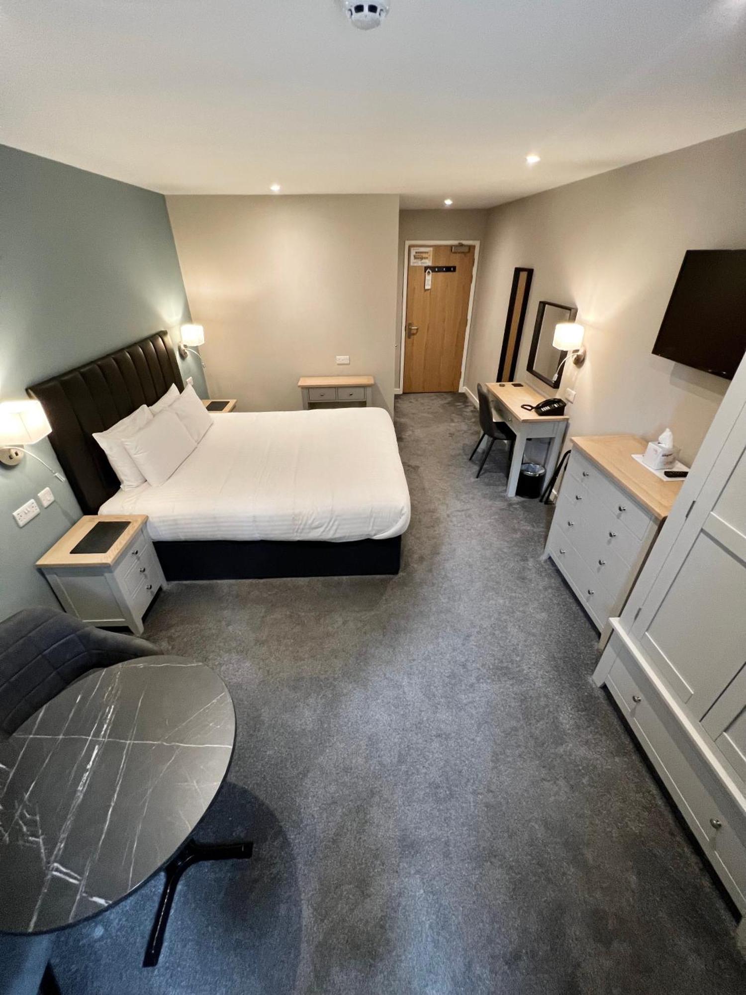 South Lawn Hotel Lymington Bagian luar foto