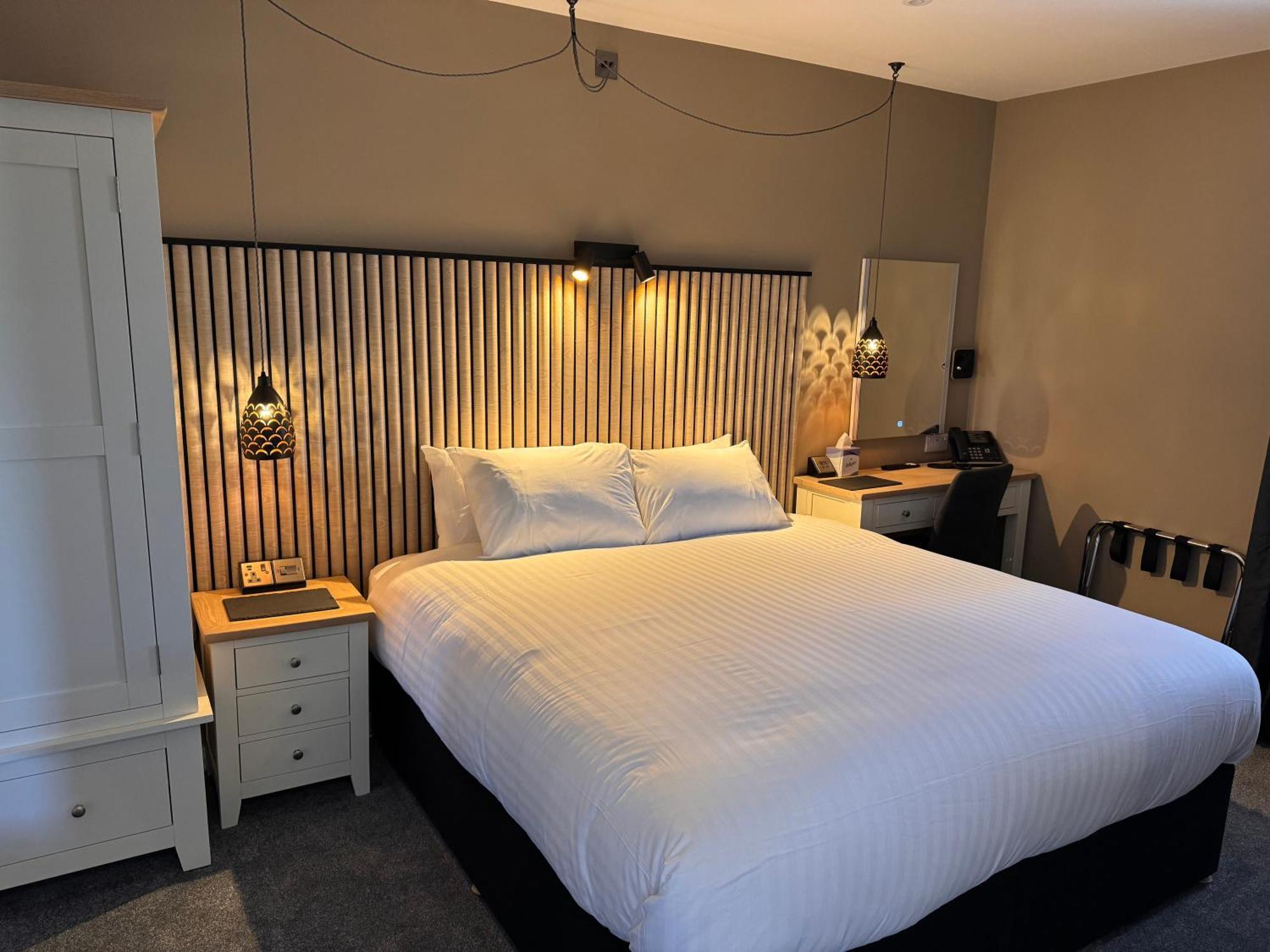 South Lawn Hotel Lymington Bagian luar foto